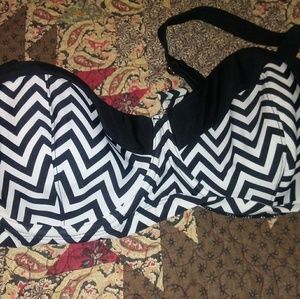 Bra/bathing suit top